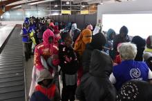 Des migrants ivoiriens rapatriés de Libye arrivent à l'aéroport d'Abidjan, le 20 novembre 2017