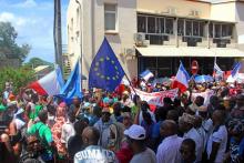 Manifestation dans les rues de Mamoudzou, chef-lieu de Mayotte, le 13 mars 2018