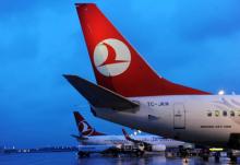 Turkish Airlines a signé avec le constructeur européen Airbus un protocole d'accord pour l'acquisition de 25 long-courriers A350-900 pour un montant au prix catalogue de 7,9 milliards de dollars