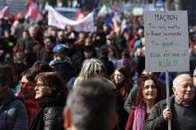 Dans la manifestation contre les réformes du gouvernement à Toulouse le 22 mars 2018
