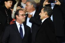Les anciens présidents de la République François Hollande et Nicolas Sarkozy au Parc des Princes pour le match PSG-Bayern Munich, le 27 septembre 2017