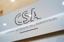 Photo du logo du Conseil Supérieur de l'Audiovisuel (CSA), prise le 5 Mars 2012 à Paris.