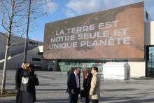 Des participants au "One Planet Summit" organisé par la France, le 12 décembre 2017 à Boulogne-Billancourt (Hauts-de-Seine)