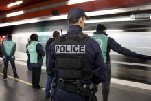 La présence des forces de l'ordre dans le métro parisien va être "renforcée" pour lutter contre le trafic de drogue