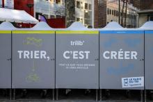 Une station Trilib' qui vise à développer le tri sélectif à Paris, le 5 décembre 2016