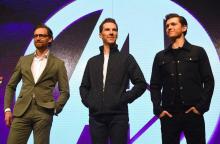 Les acteurs Tom Hiddleston, Benedict Cumberbatch et Tom, lors de la promotion du film "Avengers: Infinity war" le 12 avril 2018 à Séoul