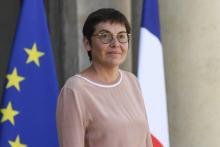 La ministre des Outre-mer Annick Girardin quitte l'Elysée à Paris le 27 avril 2018