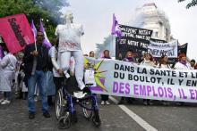 Manifestation à l'appel de SUD Santé-sociaux pour dénoncer les conditions de travail et le manque de moyens dans les hôpitaux, le 15 mai 2018 à Paris