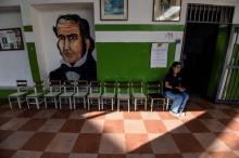 Un bureau de vote déserté lors de lélection présidentielle à Caracas, le 20 mai 2018