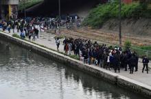 Un camp de migrants évacué par les forces de l'ordre à Paris, le 30 mai 2018