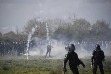 Heurts entre manifestants et forces de l'ordre sur le site de la Zad de Notre-Dame-des-Landes, le 15 avril 2018