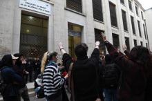 Des étudiants protestent devant la faculté de droit de Montpellier le 3 avril 2018