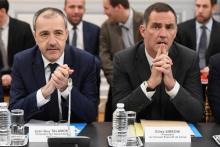 Jean-Guy Talamoni et Gilles Simeoni lors d'une réunion avec le gouvernement à Paris le 12 juin 2018