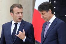 Le président français Emmanuel Macron reçoit le Premier ministre italien Giuseppe Conte à l'Élysée à Paris, le 15 juin 2018