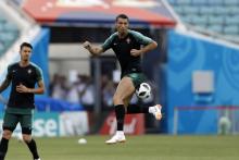 La star portugaise Cristiano Ronaldo à l'entraînement avec sa sélection dans son camp de base de Sotchi, le 14 juin 2018, avant son entrée en Coupe du monde