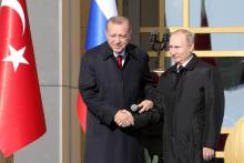Le président turc Recep Tayyip Erdogan et son homologue russe Vladimir Poutine ont symboliquement lancé le 3avril 2018 à Ankara le projet de centrale nucléaire d'Akkuyu.