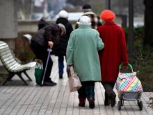 Les pensions de réversion, qui concernent surtout les veuves, verront leurs règles "harmonisées" dans le cadre de la réforme des retraites