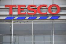 Le numéro un britannique des supermarchés Tesco a profité des bonnes performances de sa nouvelle filiale Booker