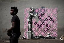 Des oeuvres attribuées à Banksy ont été découvertes à Paris le 24 juin 2018