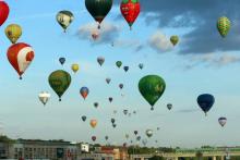 Des montgolfières pour le centenaire de l'indépendance de la Lituanie dans le ciel de Kaunas, deuxième ville du pays, le 7 juillet 2018