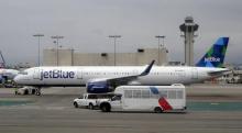 Un avion Airbus A321-200 affrêté par la compagnie JetBlue Airlines, à l'aéroport de Los Angeles, le 24 mai 2018