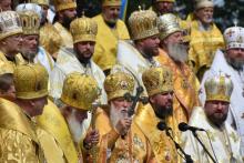 Le patriarche Filaret du Patriarcat de Kiev bénit les croyants au cours d'un défilé le 28 juillet 2018 à Kiev marquant le 1030e anniversaire de la christianisation de la Russie kiévienne
