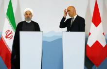Le président iranien Hassan Rohani (g) et le président de la Confédération helvétique, Alain Berset, donnent une conférence de presse à Berne, le 3 juillet 2018