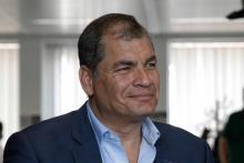 L'ancien président de l'Equateur Rafael Correa, sous le coup d'un mandat d'arrêt émis par la justice de son pays, photographié lors d'un entretien accordé à l'AFP à Bruxelles, le 4 juillet 2018