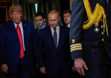 Les dirigeants russe et américain ont affiché un air grave lundi 16 juillet à l'occasion de leur premier sommet en tête-à-tête, en Finlande, classé pays le plus heureux du monde par l'ONU