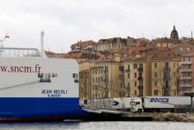 Le ferry Jean Nicoli de l'ex-SNCM à quai à Ajaccio le 13 février 2016