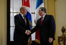 Le minsitre des Affaires étrangères Jean-Yves Le Drian et son homologue cubain Bruno Rodriguez le 28 juillet 2018 à La Havane