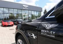 Une concession Bentley et Lamborghini à Varsovie le 15 juin 2018