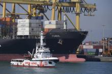 Le bateau de l'ONG espagnole Proactiva Open Arms, avec des migrants secourus au large de la Libye arrive à Barcelone, en Espagne, le 4 juillet 2018