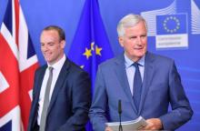 Le négociateur du Brexit pour l'UE Michel Barnier et le ministre britannique chargé du Brexit Dominic Raab à Bruxelles le 31 août 2018