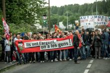 Manifestation de salariés de l'usine de sèche-linge Whirlpool d'Amiens contre la délocalisation du site, le 14 mai 2017