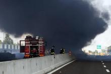 Un camion citerne a explosé sur le périphérique de Bologne, dans le nord de l'Italie, le 6 août 2018