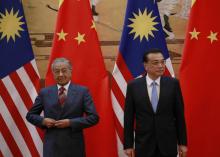 Les Premiers ministres malaisien Mahathir Mohamad et chinois Li Keqiang à Pékin le 20 août 2018