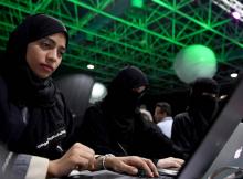 De jeunes développeuses participent au premier "hackathon" en Arabie saoudite, dédié au hajj, le 1er août 2018