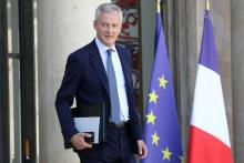 Le ministre des Finances Bruno Le Maire quitte le Palais de l'Elysée à Paris le 12 septembre 2018