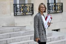 La ministre de la Culture Françoise Nyssen quitte le Palais de l'Elysée à Paris le 24 septembre 2018