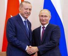 Photo des présidents turc Recep Tayyip Erdogan et russe Vladimir Poutine lors de leur rencontre à Sotchi (Russie), le 17 septembre 2018.