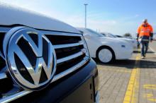La bonne santé du marché automobile profite d'abord au numéro un européen Volkswagen (photo DPA)