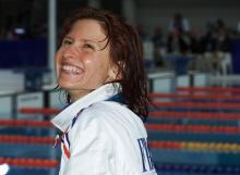 Le bonheur de Roxana Maracineanu, multi-médaillée lors des Jeux olympiques de Sydney, le 22 septembre 2000