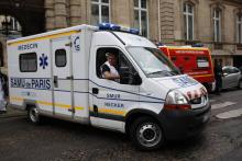 Une ambulance du SAMU à Paris le 28 mai 2016