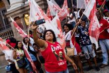 Des partisans du candidat du parti des Travailleurs Fernando Haddad, le 14 septembre 2018 à Rio de Janeiro, au Brésil