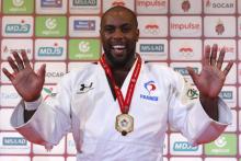 Le judoka Teddy Riner sur le podium des Championnats du monde, à Marrakesh, le 11 novembre 2017
