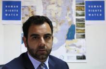 Le directeur de HRW pour Israël et les Territoires palestiniens, Omar Shakir, dans son bureau à Ramallah en Cisjordanie occupée, le 9 mai 2018