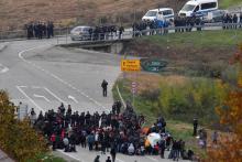 Des migrants ont été empêchés par la police bosnienne de franchir la frontière avec la Croatie, provoquant des échauffourées, le 23 octobre 2018