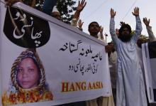 Des Pakistanais manifestent contre Asia Bibi, une chrétienne condamnée à la peine de mort pour blasphème, le 13 octobre 2016 à Karachi