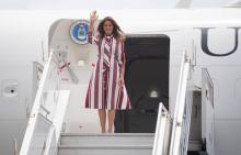 Arrivée de la Première dame américaine Melania Trump à Accra, au Ghana le 2 octobre 2018